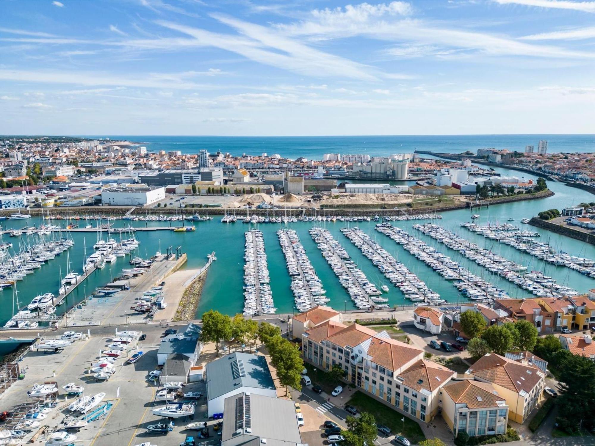 Appartement 1 Chambre, Avec Loggia Et Vue Sur Le Port Olona La Chaume Exterior foto